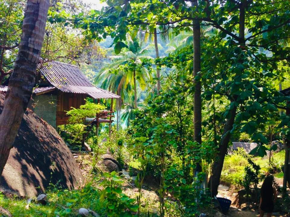 Hotel Bambu Huts Baan Tai Exterior foto